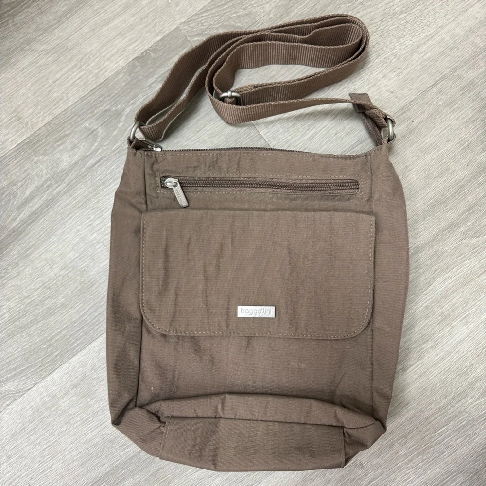 Baggallini Brown Crossbody Bag